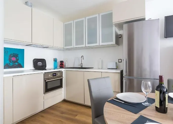 Easylodge - 3 Apartment Bordeaux